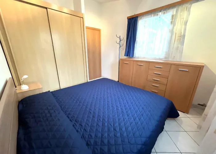 Apartman In 54706